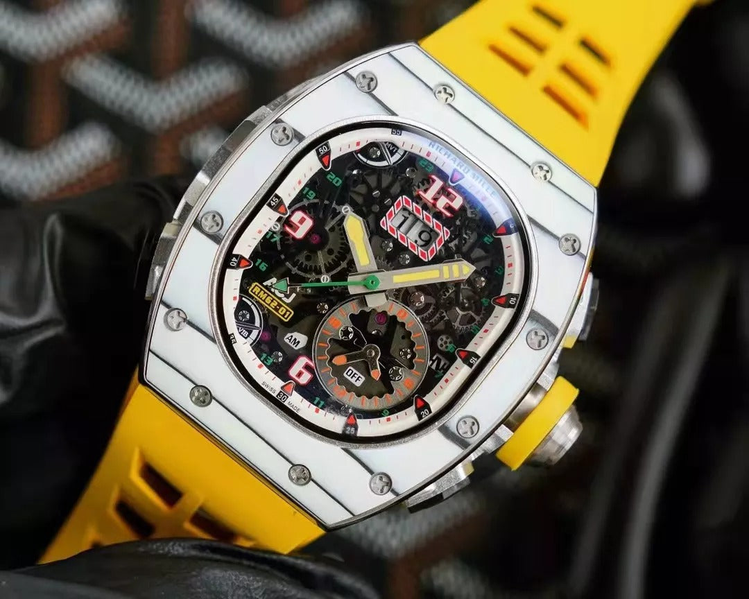 Montre Tourbillon RM 62-01 avec bracelet jaune 42 mm 